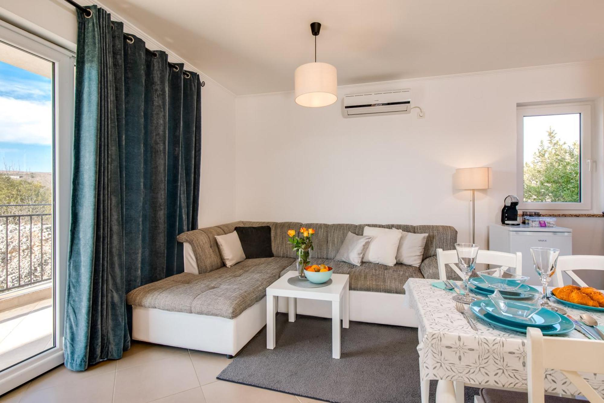 Apartment Soni A4 Đảo Krk Ngoại thất bức ảnh