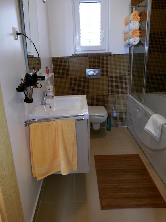Apartment Soni A4 Đảo Krk Ngoại thất bức ảnh
