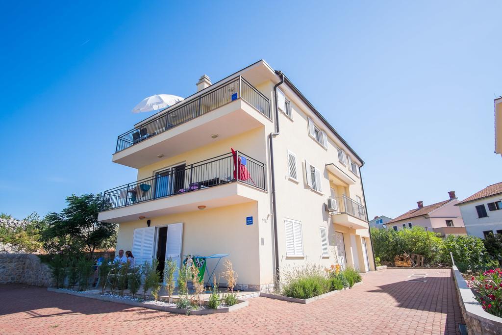 Apartment Soni A4 Đảo Krk Ngoại thất bức ảnh